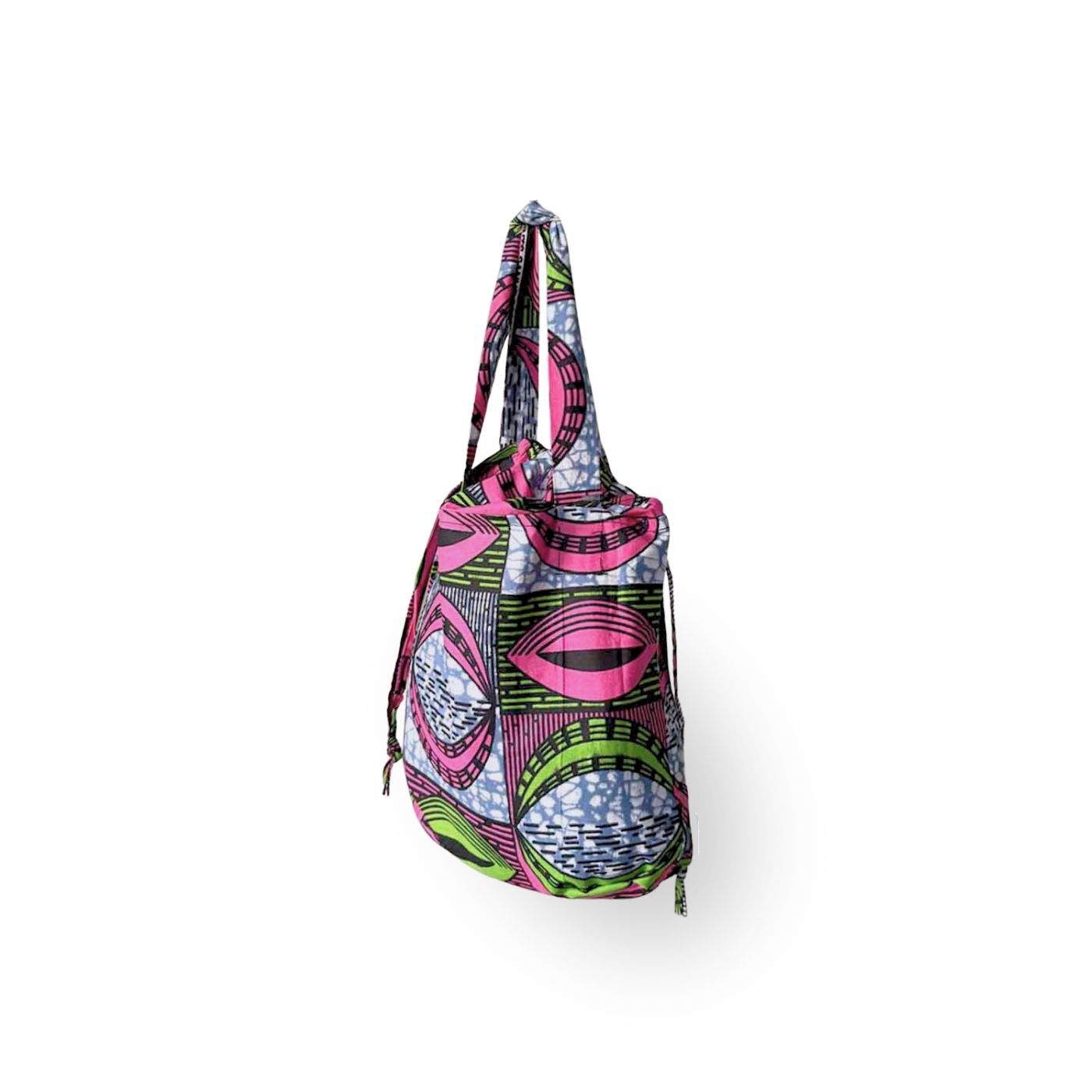 マリでつくられたアフリカンプリントのパーニュ布きんちゃくバッグ 〈桃黄緑〉Ｓサイズ