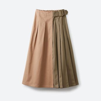 ｈａｃｏ！【スザンヌさんコラボ】配色プリーツのパネルスカート ｂｙＬＯＶＥ＆ＰＥＡＣＥ ＰＲＯＪＥＣＴ〈ベージュ〉
