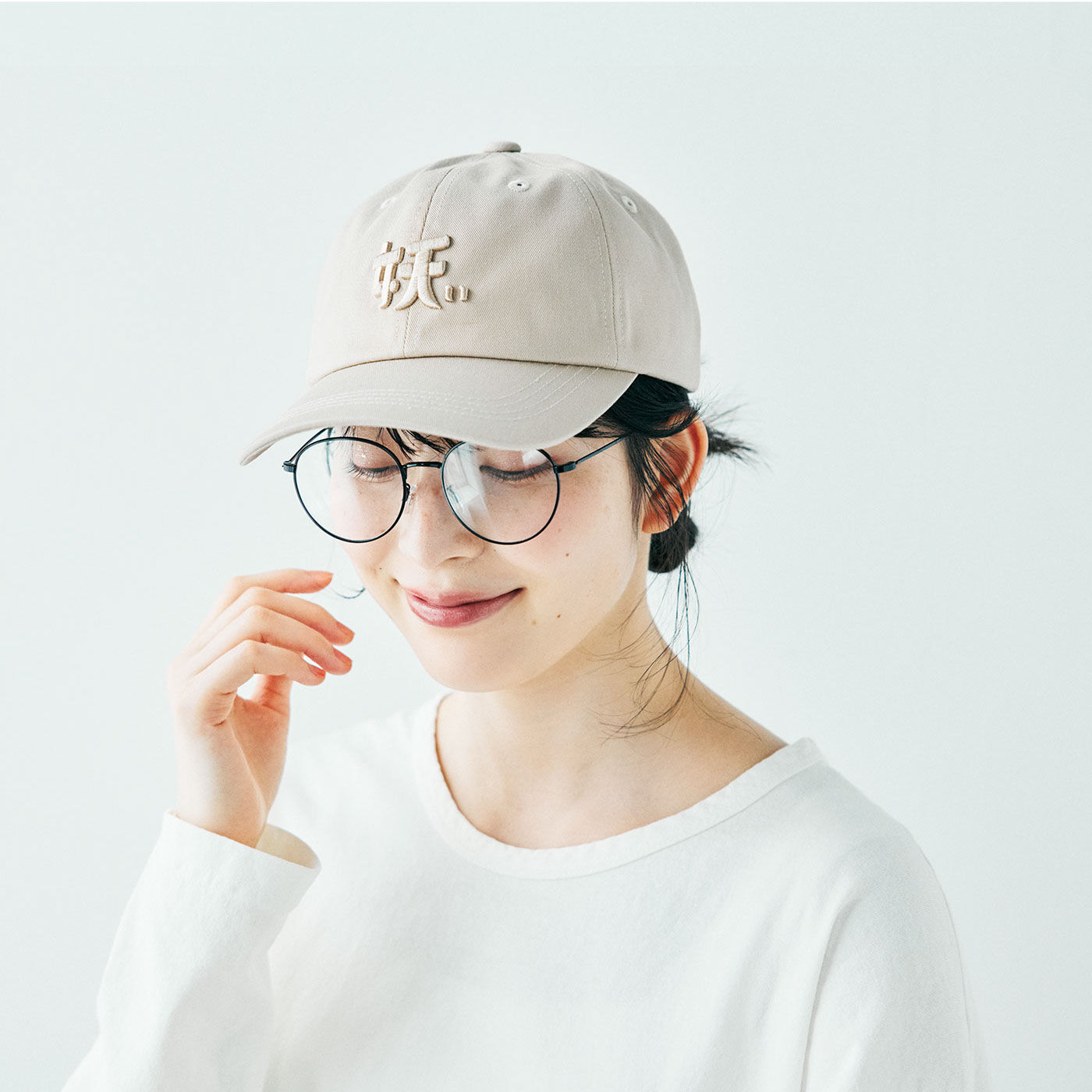 妖キャップ〈ベージュ〉