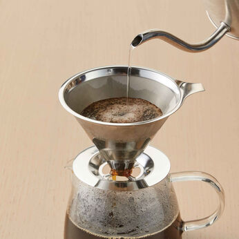 コーヒー豆本来の味や香りが楽しめるペーパーレス ステンレスコーヒーフィルター